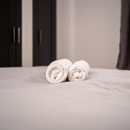 Central Apartment In Belfast City Centre - Sleeps 5 People المظهر الخارجي الصورة