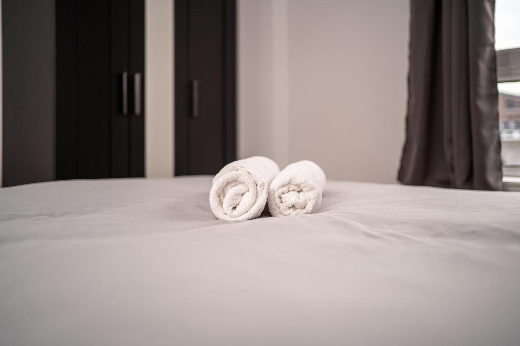 Central Apartment In Belfast City Centre - Sleeps 5 People المظهر الخارجي الصورة