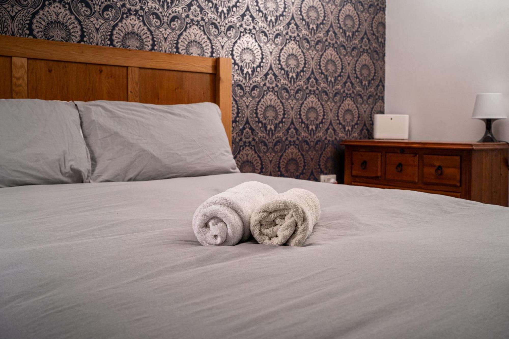 Central Apartment In Belfast City Centre - Sleeps 5 People المظهر الخارجي الصورة