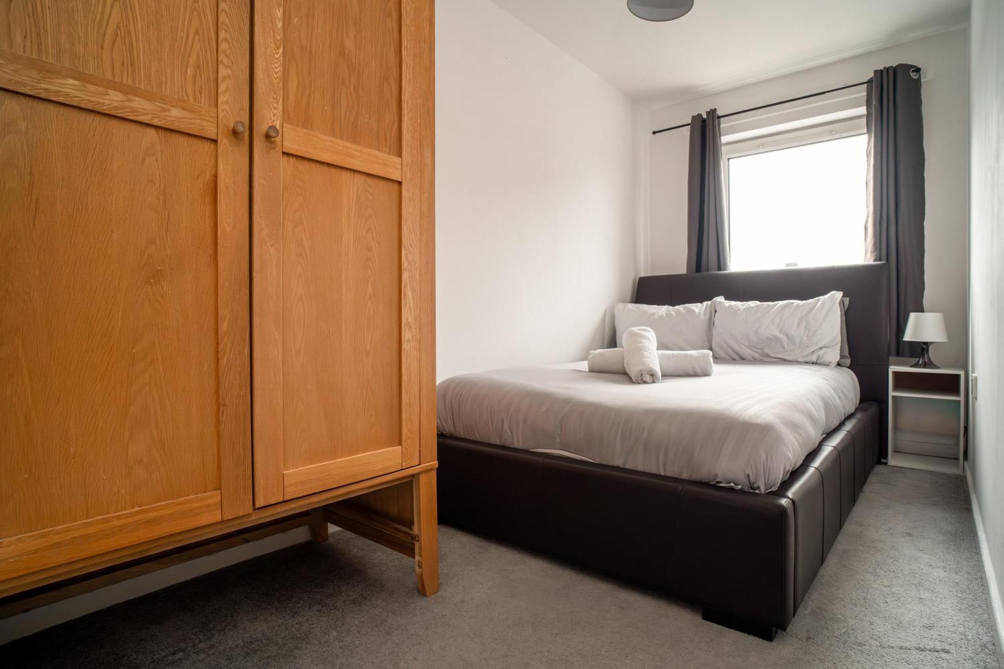 Central Apartment In Belfast City Centre - Sleeps 5 People المظهر الخارجي الصورة