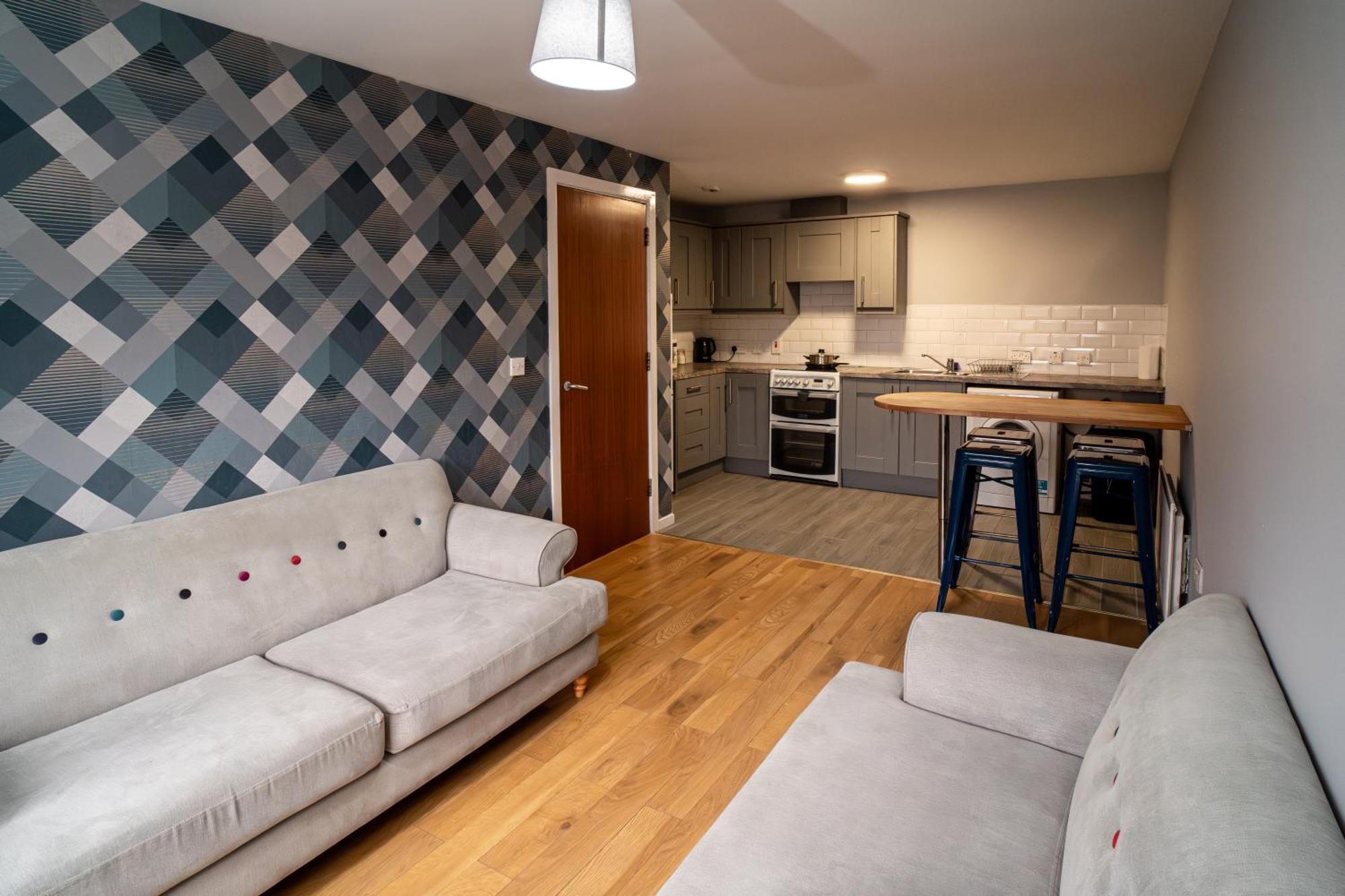 Central Apartment In Belfast City Centre - Sleeps 5 People المظهر الخارجي الصورة