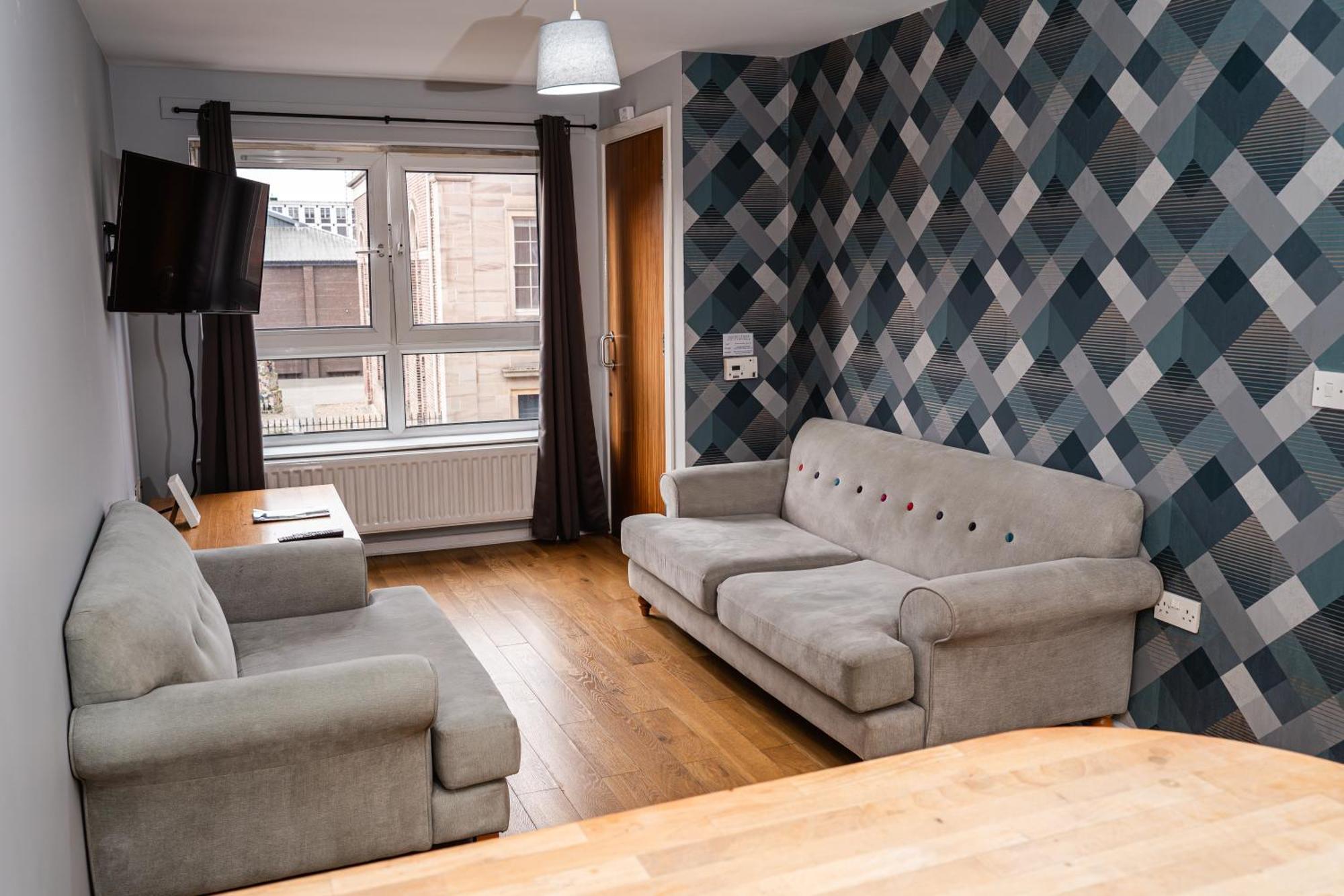 Central Apartment In Belfast City Centre - Sleeps 5 People المظهر الخارجي الصورة