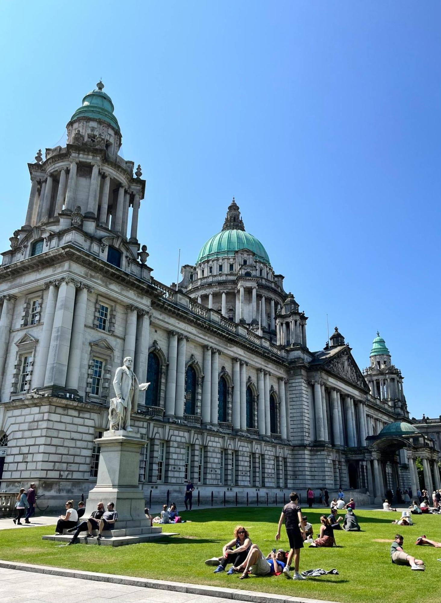 Central Apartment In Belfast City Centre - Sleeps 5 People المظهر الخارجي الصورة